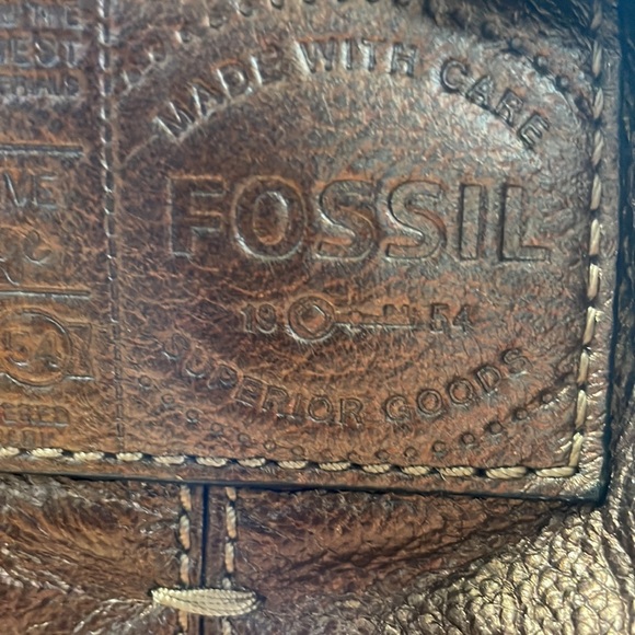 Fossil Metallic Brown  Leather Crossbody Bag - Picture 11 of 14